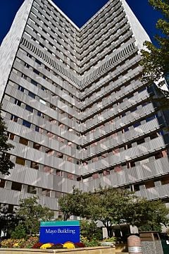 mayo-clinic-loss-layoffs-covid-19-pandemic-impact-layers-OPT240W