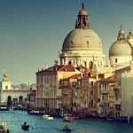 stop-physician-burnout-venice-grand-canal_opt.jpg